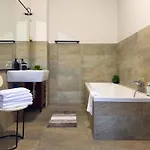 Homeby, Il Cortile Di Eleonora Turín